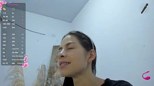 jessyegoldenn online show from October 31, 2025, 4:25 pm