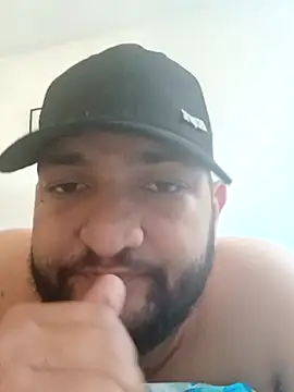 Mateo  122 online show from November 25, 2025, 3:01 pm