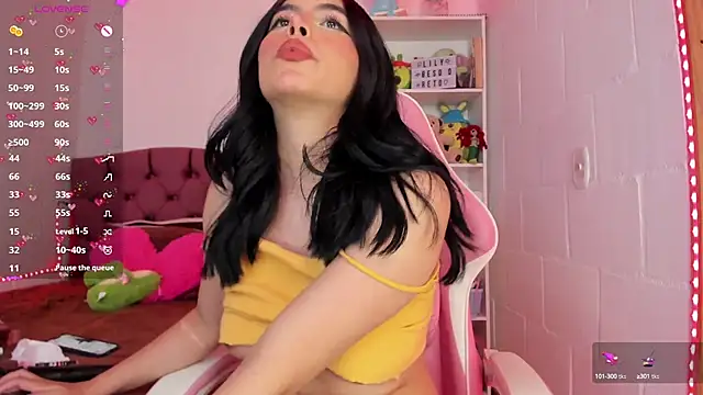 kit kat 10 online show from March 11, 2025, 7:03 am