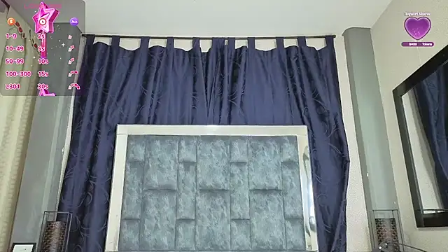 Snapshot of Effie_cooper chatting on November 17, 2025, 1:15 pm Effie cooper online show from November 17, 2025, 1:15 pm