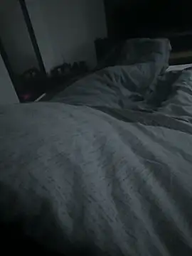 jojofloflo online show from March 14, 2026, 5:35 am