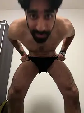 jojofloflo online show from February 21, 2025, 5:31 pm