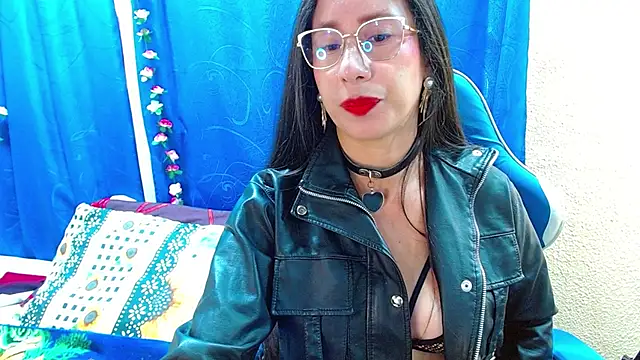 Gia leinn online show from April 12, 2026, 3:04 pm