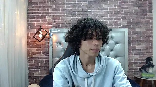 andres ocasio online show from March 1, 2025, 4:33 pm