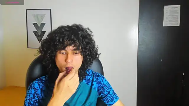 andres ocasio online show from October 4, 2025, 3:08 am