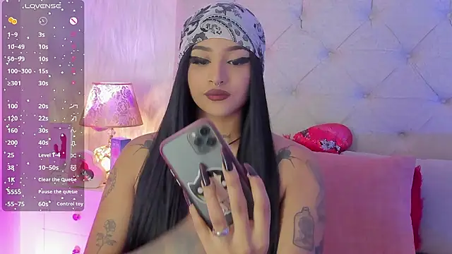 Snapshot of goth_tasha chatting on February 5, 2026, 8:15 pm goth tasha online show from February 5, 2026, 8:15 pm