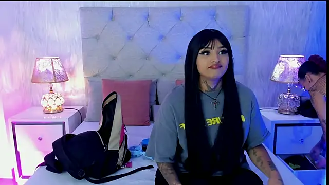 goth tasha online show from April 18, 2026, 1:35 pm