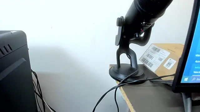 ava-am online show from April 8, 2026, 3:30 am