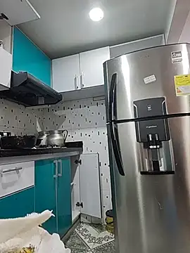 krolay16 online show from October 29, 2025, 1:21 pm