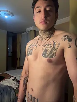 Snapshot of MaxxxSteil chatting on February 25, 2026, 2:45 am MaxxxSteil online show from February 25, 2026, 2:45 am