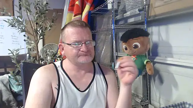 Randomoldguy615 online show from March 19, 2025, 12:48 am