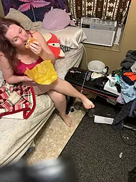 Snapshot of Seductivefoxy@xh chatting on March 6, 2025, 4:17 pm Seductivefoxyxh online show from March 6, 2025, 4:17 pm