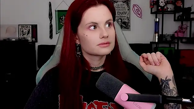 Della Ideal online show from March 14, 2026, 6:14 pm