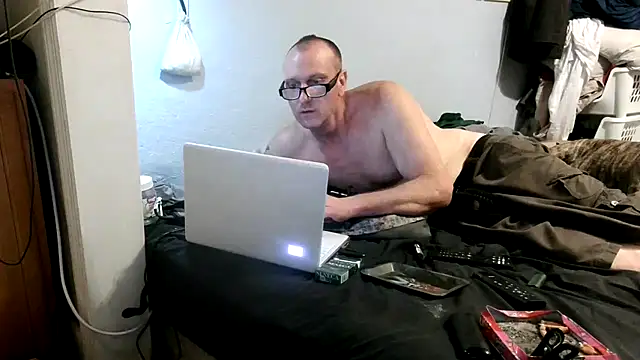 PornStro921 online show from September 30, 2025, 2:50 am