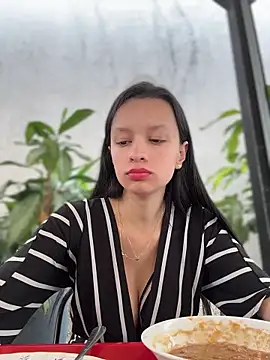 Soy Sara7 online show from April 30, 2026, 6:04 pm