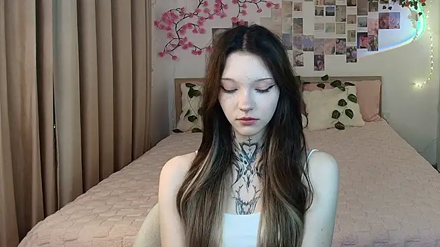 mefwhore online show from March 14, 2026, 1:39 pm