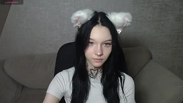 Snapshot of mefwhore chatting on February 28, 2025, 6:41 pm mefwhore online show from February 28, 2025, 6:41 pm