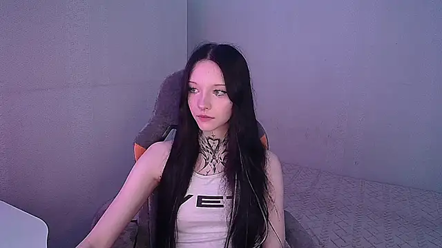 Snapshot of mefwhore chatting on October 13, 2025, 5:14 pm mefwhore online show from October 13, 2025, 5:14 pm