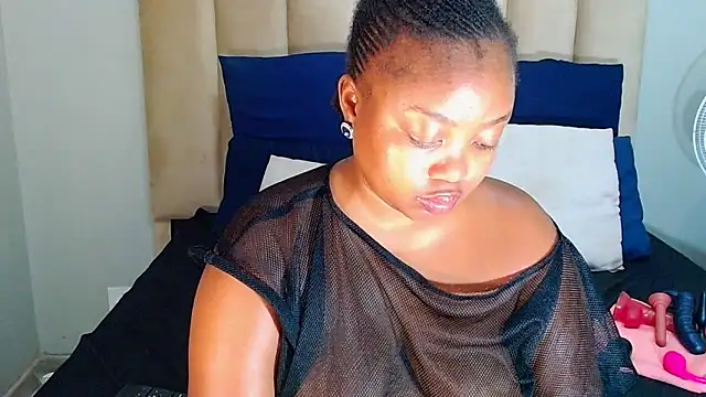 SEXYASSTINAXXX online show from March 16, 2026, 8:07 am