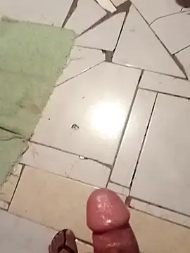 Snapshot of Safadoo2025 chatting on November 28, 2025, 9:42 am Safadoo2025 online show from November 28, 2025, 9:42 am