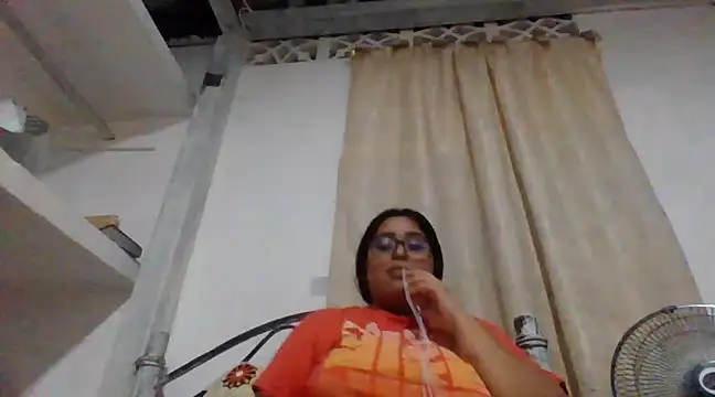 Snapshot of virginbrunette99 chatting on February 24, 2025, 5:11 am virginbrunette99 online show from February 24, 2025, 5:11 am