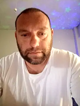 Snapshot of chris19851 chatting on May 24, 2026, 8:14 am chris19851 online show from May 24, 2026, 8:14 am