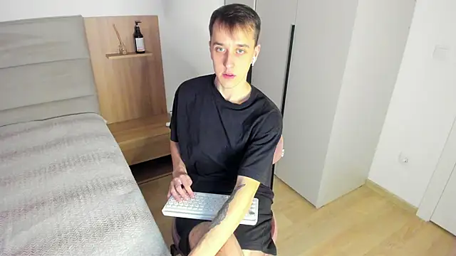 your super hero online show from March 3, 2025, 3:27 am