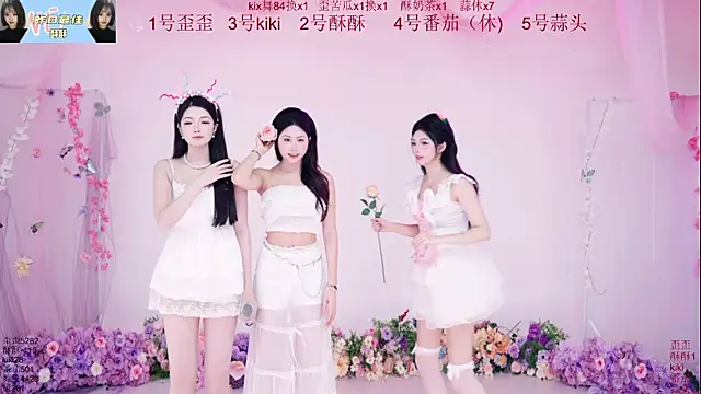 badgirl777888 online show from October 3, 2025, 10:17 am