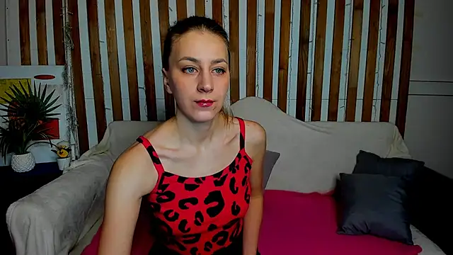 Snapshot of Ellen_Ross chatting on March 15, 2025, 1:08 am Ellen Ross online show from March 15, 2025, 1:08 am