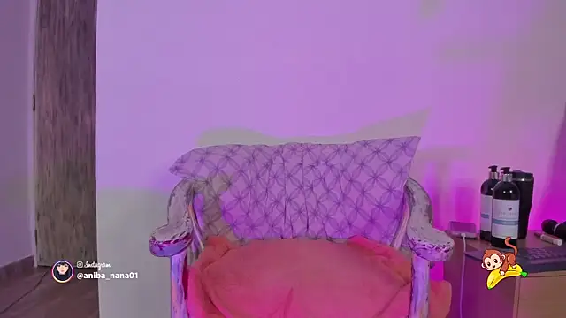 annabananas01 online show from October 15, 2025, 10:51 pm