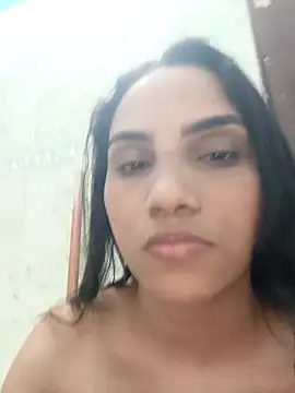Laurabutt online show from September 30, 2025, 4:40 am