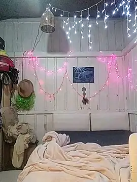 Fellyna online show from October 8, 2025, 5:31 am