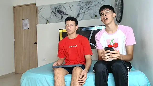 KING OFF BOYS online show from November 8, 2025, 1:03 pm