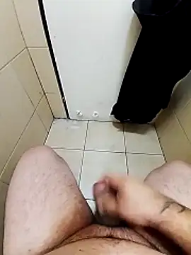 Alexander18edd online show from December 16, 2025, 7:45 am