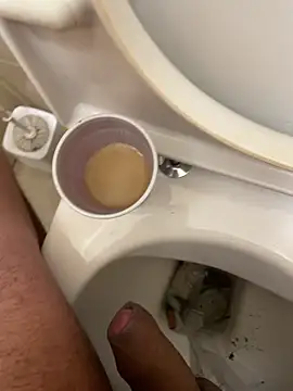 Alexander18edd online show from October 17, 2025, 11:01 am