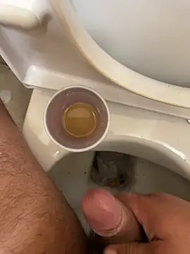 Alexander18edd online show from November 7, 2025, 12:10 pm