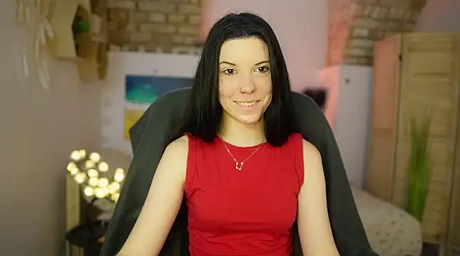 April Olsen online show from March 18, 2025, 10:17 am