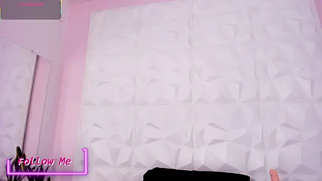 Valeriagomez  online show from November 24, 2025, 12:05 pm