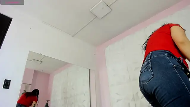 Valeriagomez  online show from October 29, 2025, 12:26 pm