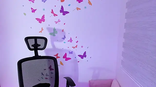 Snapshot of sweet_Juno chatting on March 12, 2025, 12:42 am sweet Juno online show from March 12, 2025, 12:42 am