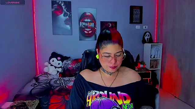 Veronika metal online show from November 7, 2025, 8:19 am