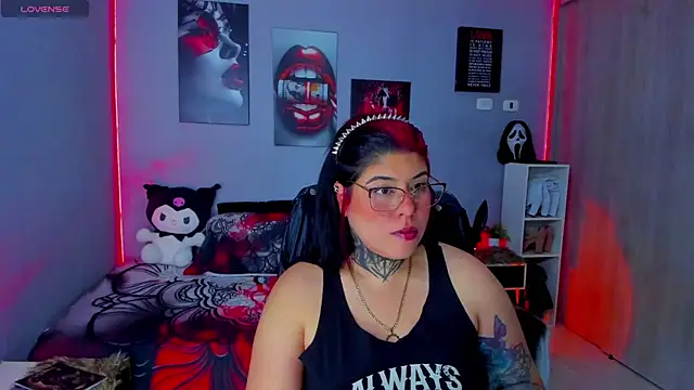 Veronika metal online show from November 5, 2025, 7:55 am