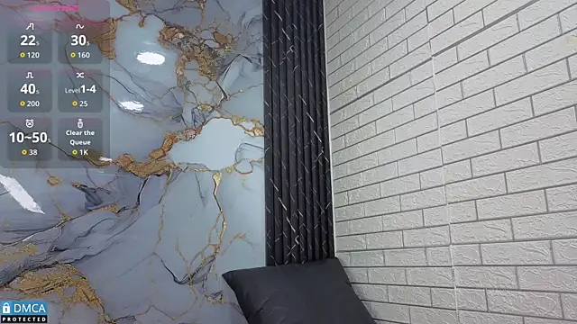 MaeveKuro online show from April 14, 2026, 3:11 am