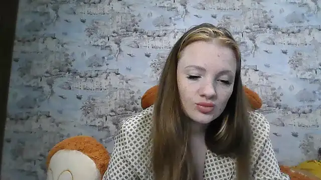 Eveline May online show from September 22, 2025, 2:23 pm