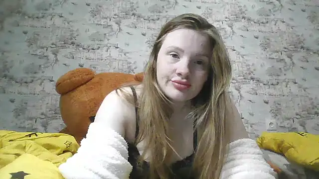 Eveline May online show from March 2, 2025, 8:03 pm