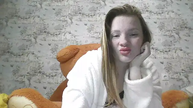 Eveline May online show from February 27, 2025, 5:26 pm