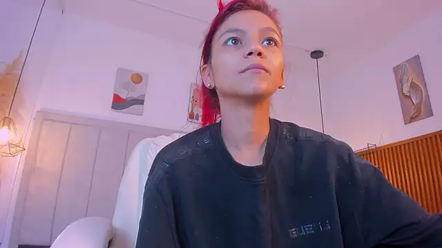 Snapshot of gime_lara chatting on March 3, 2026, 1:29 pm gime lara online show from March 3, 2026, 1:29 pm