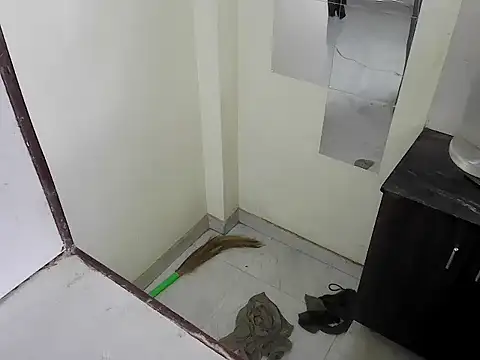 fitbuddy1 online show from September 20, 2025, 9:47 am