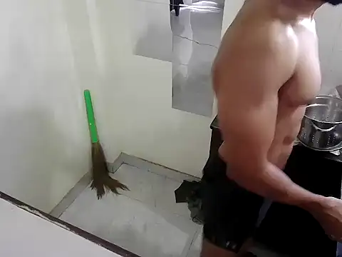 fitbuddy1 online show from October 3, 2025, 8:49 am