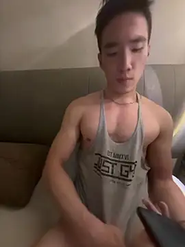 Snapshot of Hon1069 chatting on February 13, 2026, 10:37 am Hon1069 online show from February 13, 2026, 10:37 am